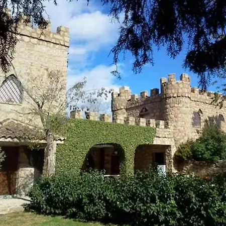 Island With Castle El Barraco